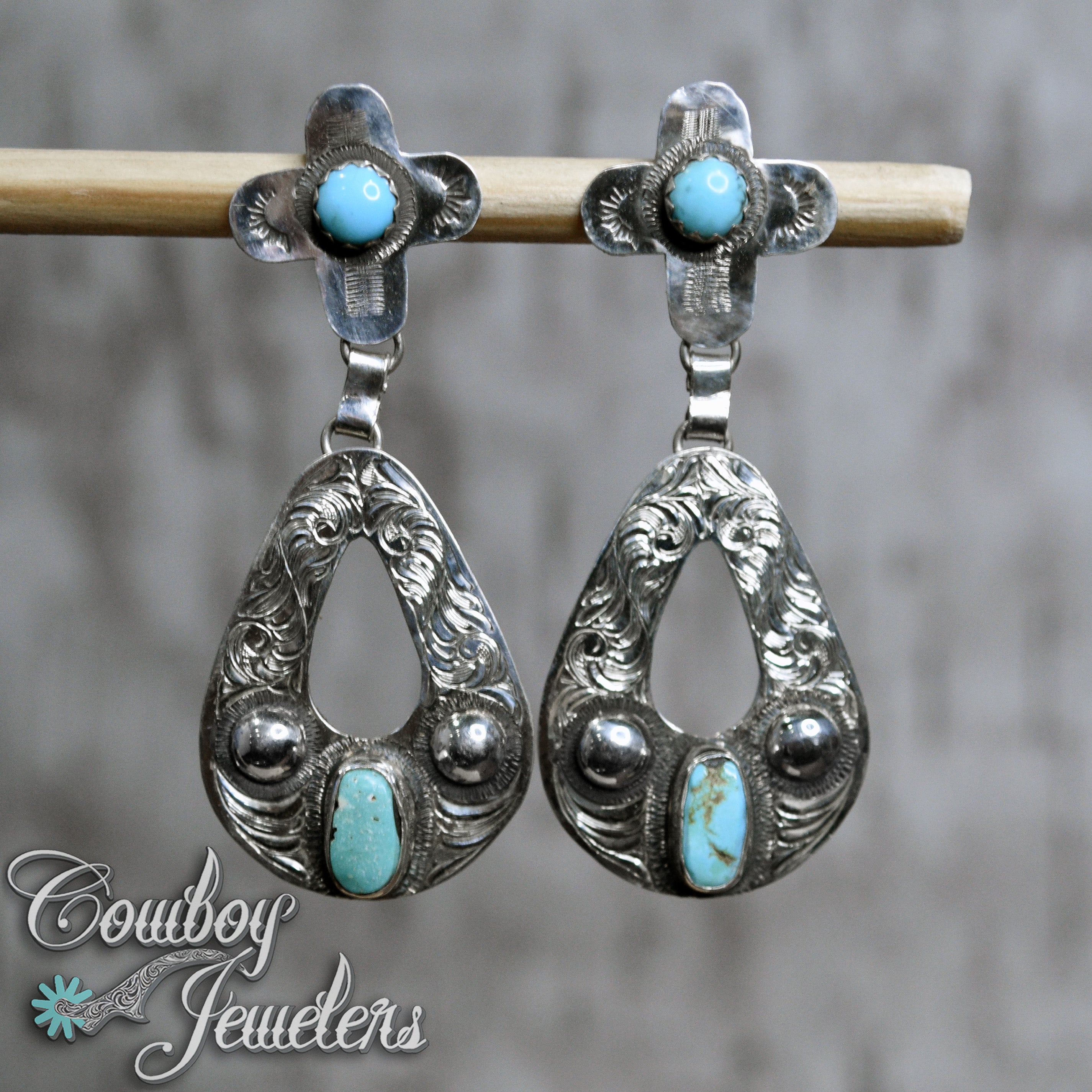 100 - Western turquoise earrings